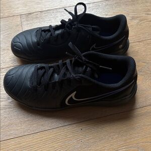 Indoor Soccer shoes - bought new. Nike Kids' Tiempo Legend Shoes size 6Y.